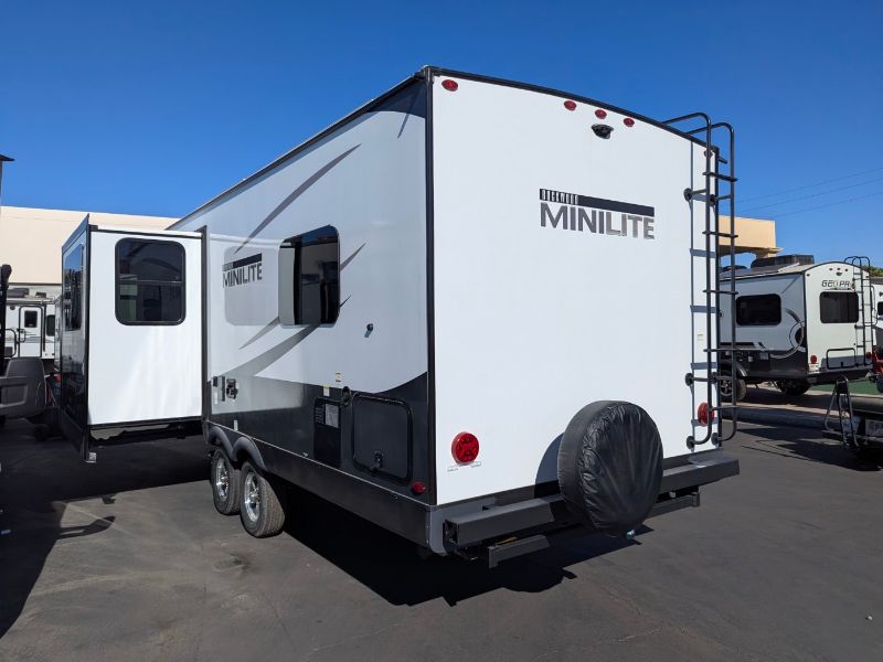 mini4