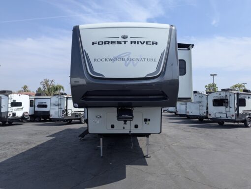 Rockwood Signature,Rockwood Signature R361RLS,Forest River Rockwood Signature,Rockwood